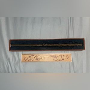 INTERACTIVE Harry Potter wand from Universal Studios Hollywood.